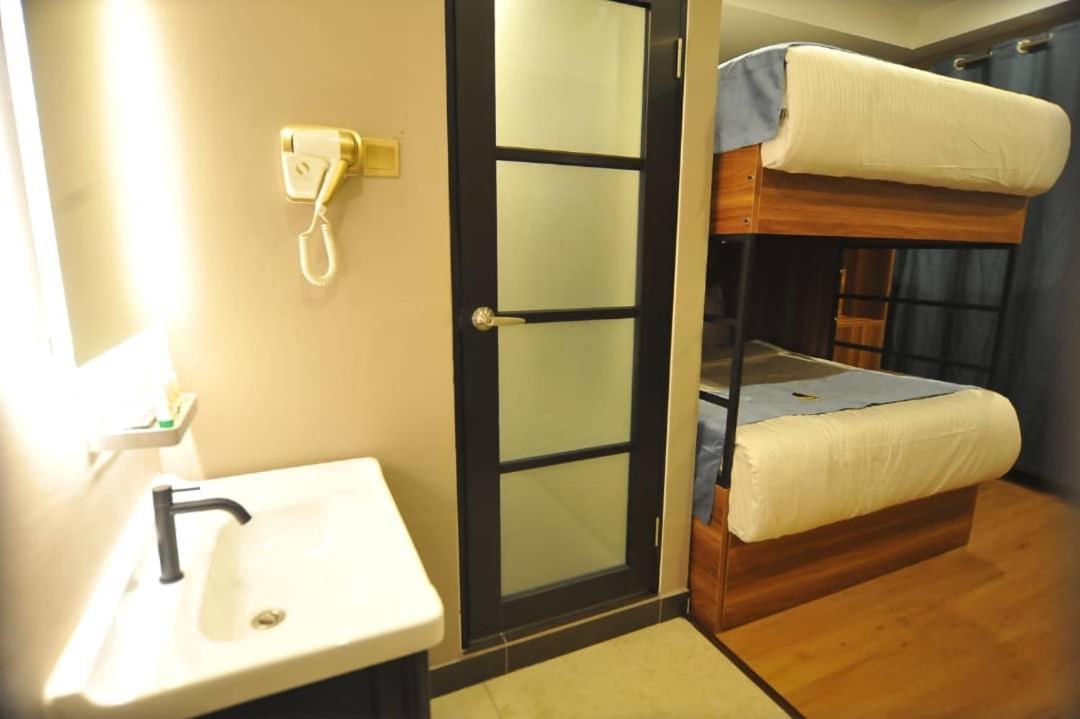 Skye Hotel Sunway Subang Jaya Buitenkant foto